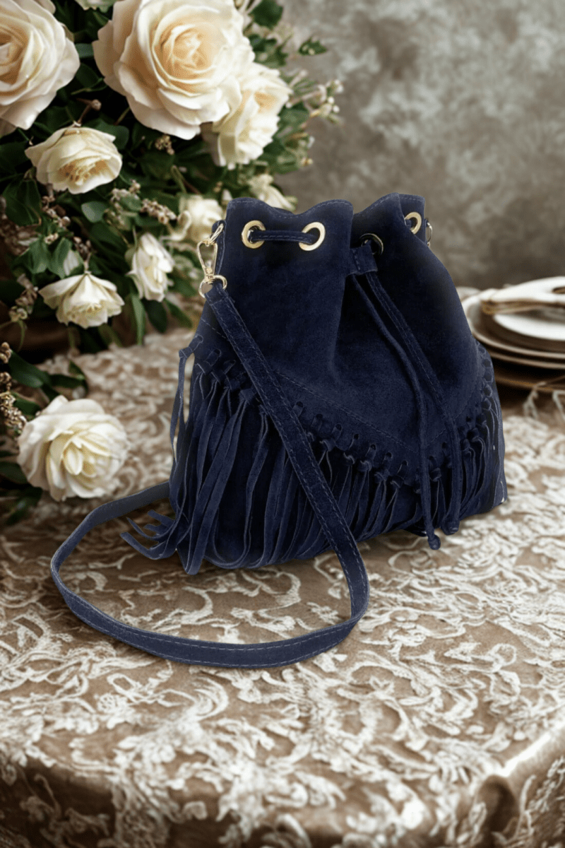 Borsa Tracolla in vera Pelle "Lucrezia" - Morbido Camoscio con frange - Colore Blu Notte - YULUBAGS