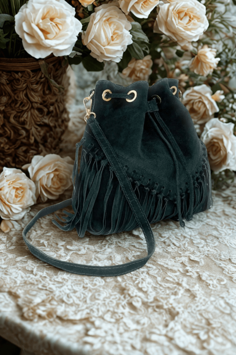 Borsa Tracolla in vera Pelle "Lucrezia" - Morbido Camoscio con frange - Colore Verde Bosco - YULUBAGS