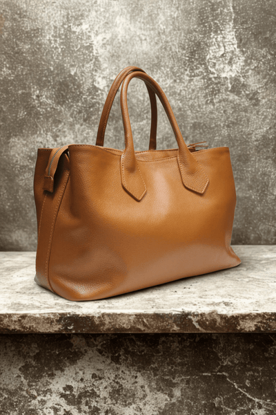 Borsa "Calliope" - Capiente Borsa con tre scomparti - Colore Cuoio - YULUBAGS