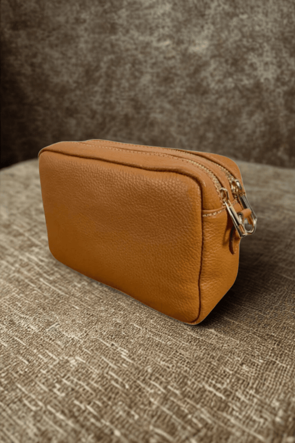 Borsa in vera Pelle "Amar" - Pochette doppio scomparto - Colore Cuoio - YULUBAGS