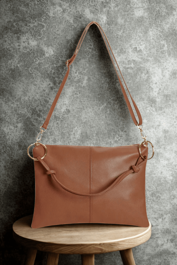 Borsa in vera Pelle "Nives" - Capiente Busta e pochette in pelle - Colore Cuoio - YULUBAGS