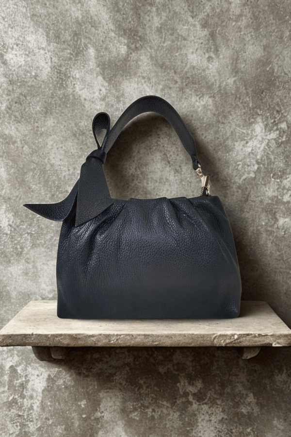 Borsa in vera Pelle "Sibilla" - Tracolla a fiocco corta - Colore Nero - YULUBAGS