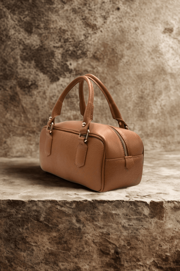 Borsa in vera Pelle "Caravella" - Elegante e Pratica - Colore Cuoio - YULUBAGS